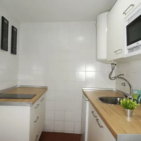 Nahira 3000 Apartamento *